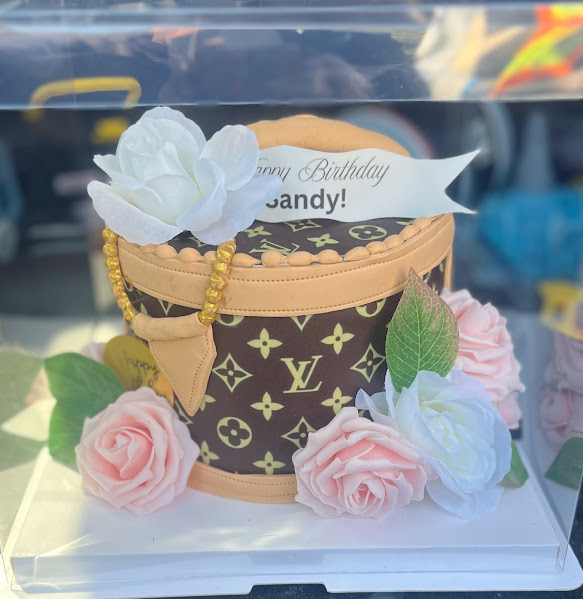 LVBagbdaycake